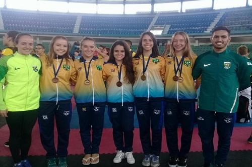 Representantes da Associação Blumenau de karate conquistam quatro medalhas / Foto: Divulgação